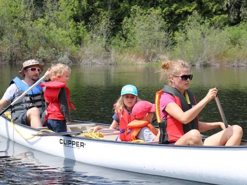 Family canoeing programs